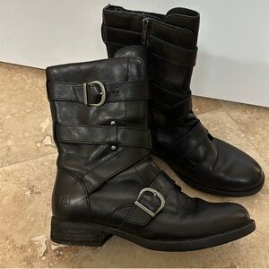 Born leather Boots